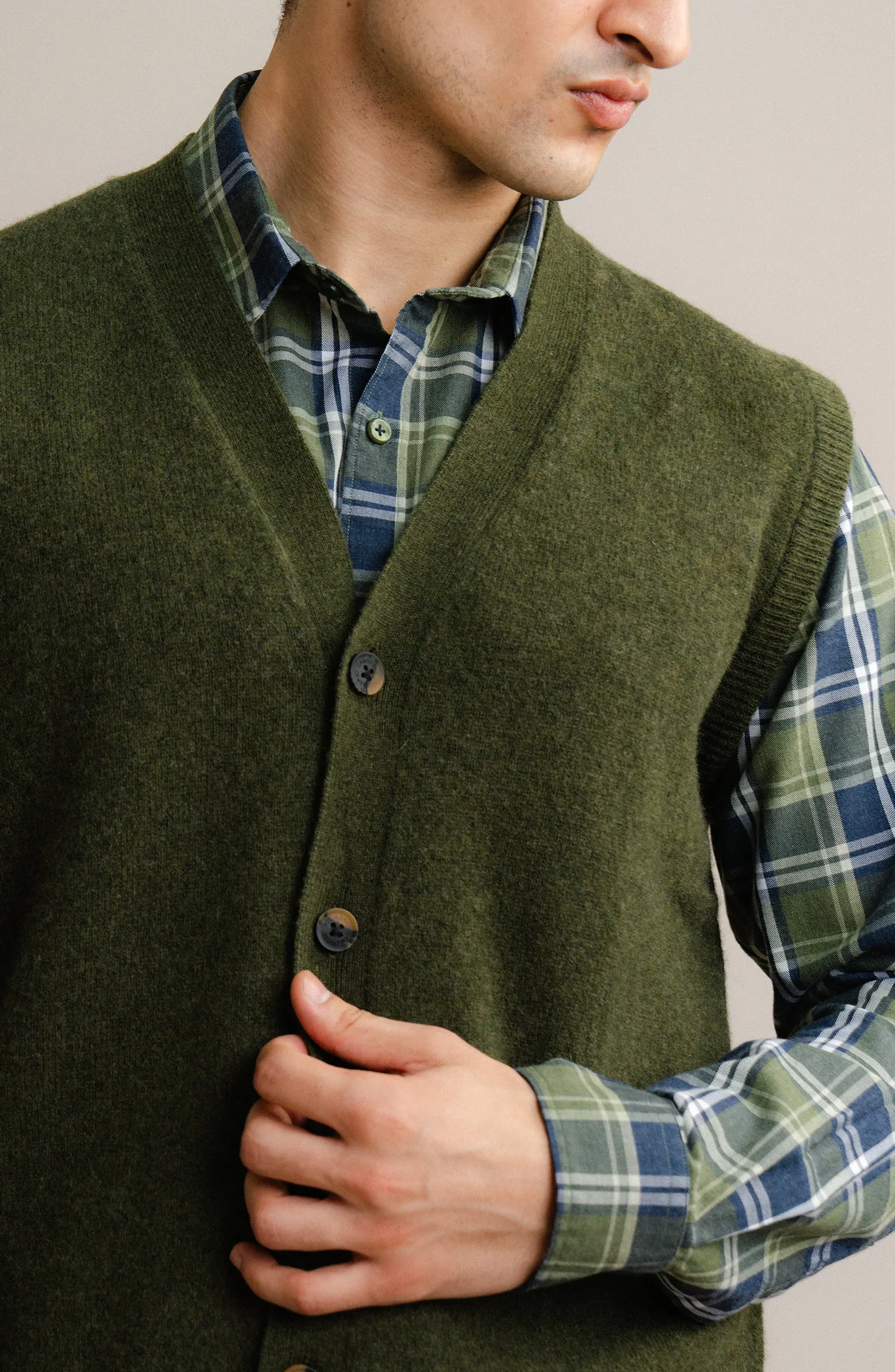 Sleeve-Less Cardigan - Olive