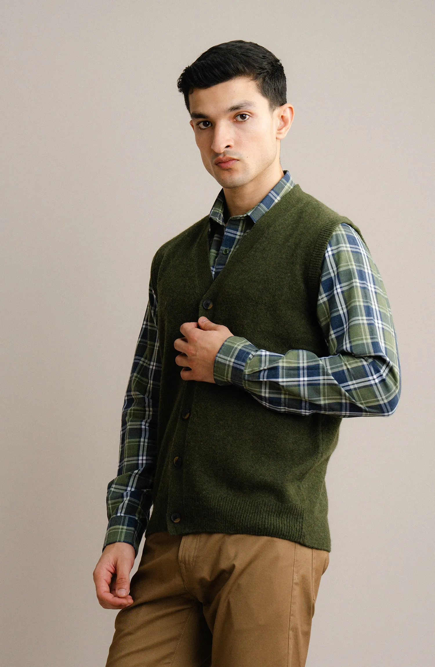 Sleeve-Less Cardigan - Olive